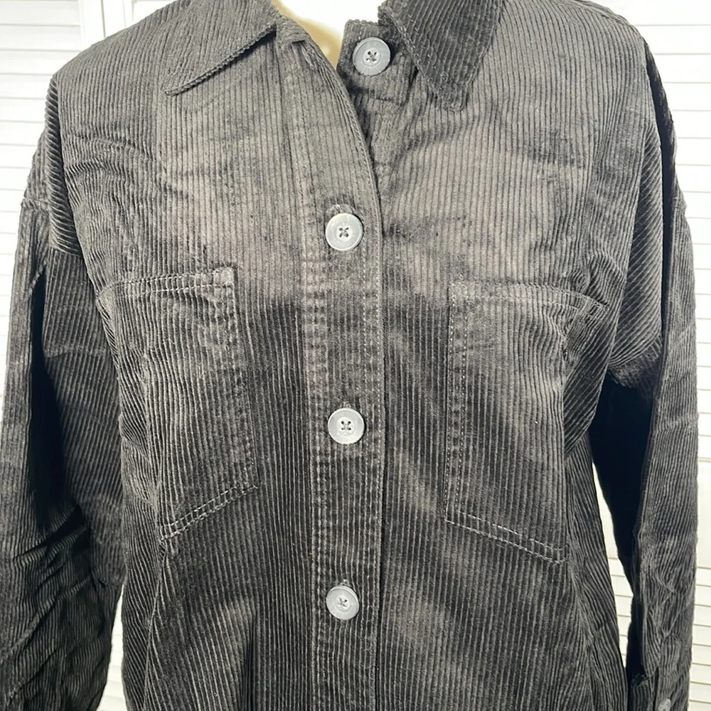 NEW:‎ Matty m.The Corduroy Shirt Jacket. Size: M.